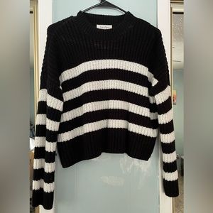 Women’s knitted sweater